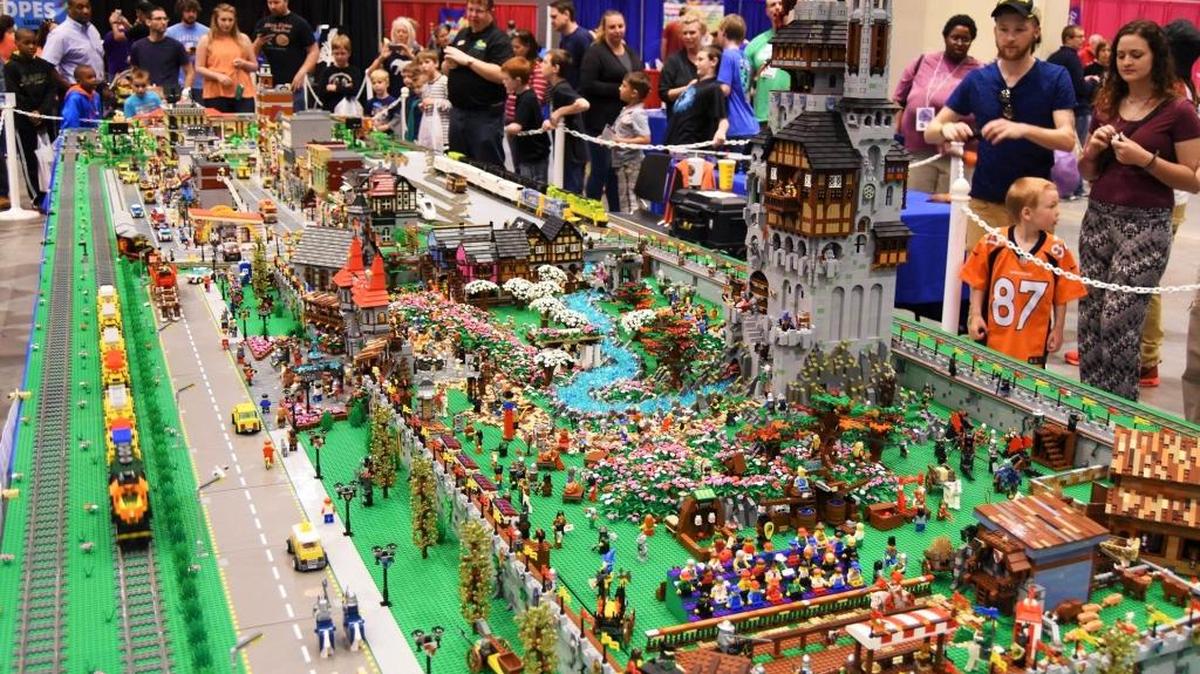BrickUniverse, a fan-operated Lego convention that is sponsored and supported by The Lego Group, will be in Louisville on Saturday and Sunday at the Kentucky Exposition Center. Six conventions are planned across the nation for 2017.