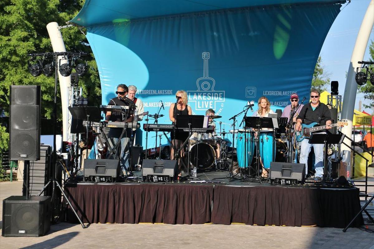 Lakeside Live in June 2017. After starting in May, the popular free local music concerts were canceled with no explanation but are now back on.