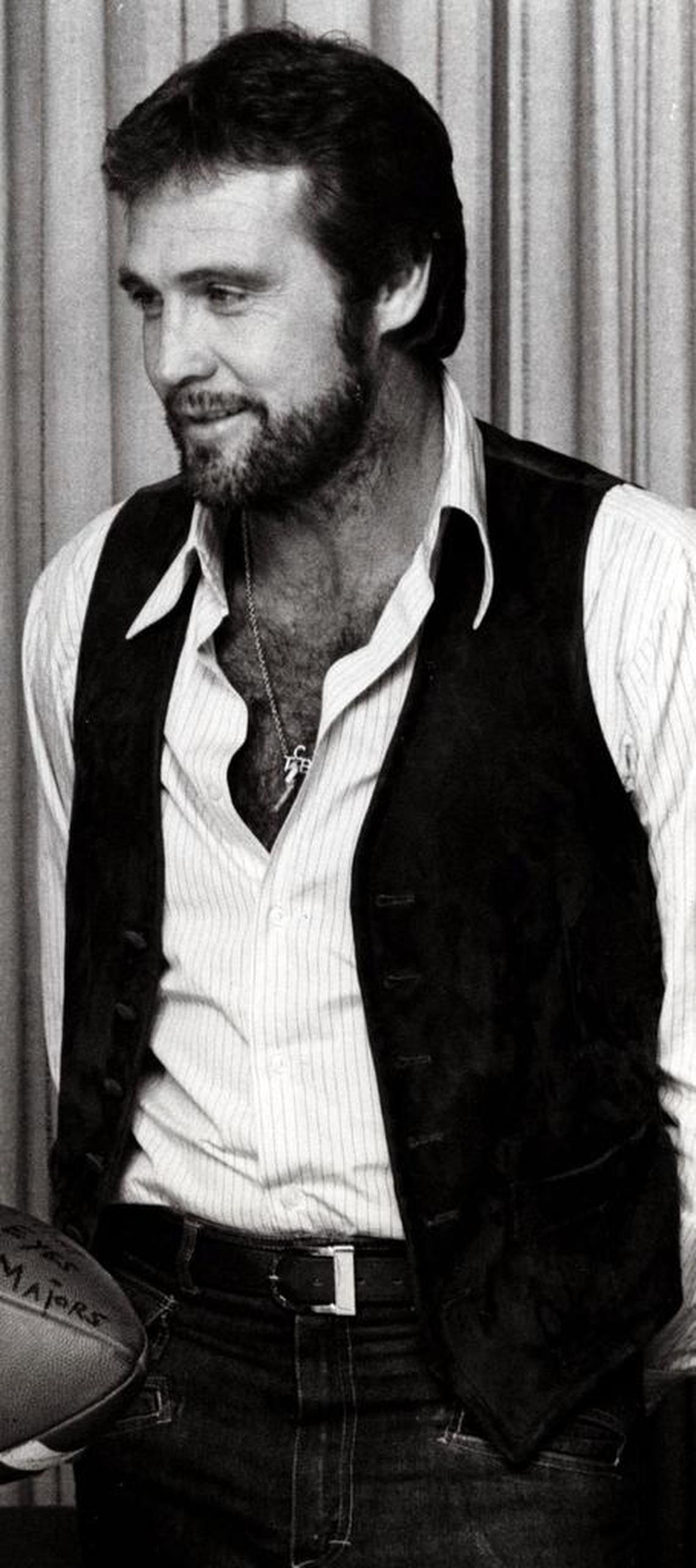 Film and television actor Lee Majors, Sept. 24, 1978 in Lexington. Majors, known for his work on the show “The Six Million Dollar Man”, was visiting equestrian Caroline Treviranus at the University of Kentucky Medical Center. 