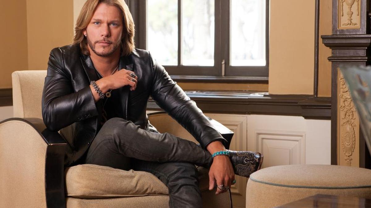 Craig Wayne Boyd performs at Lexington’s Austin City Saloon on June 18, 2016.