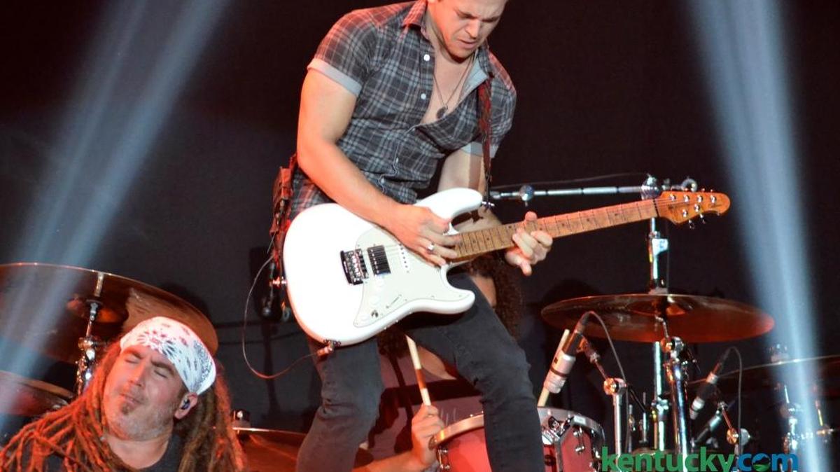 Hunter Hayes played an extended opening set before Lady Antebellum at Rupp Arena on Sept. 10, 2015.