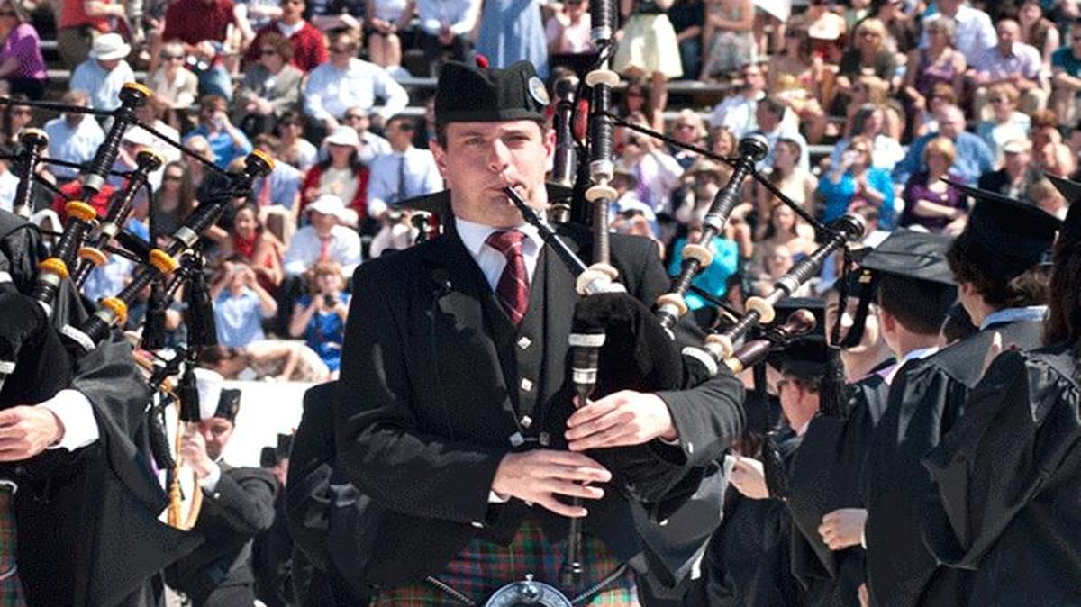 Andrew Carlisle will be the bagpipe soloist in the Lexington Philharmonic’s performance of Peter Maxwell Davies’ “An Orkney Wedding at Sunrise.”