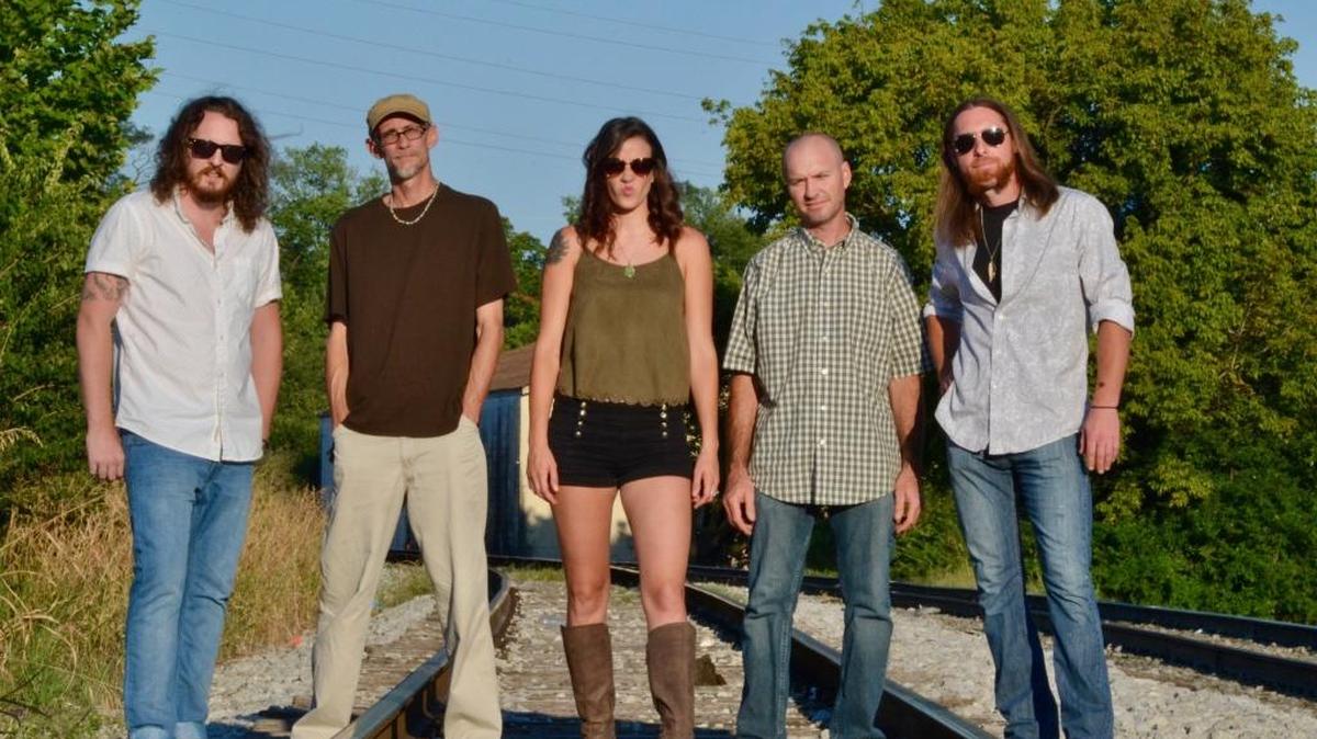Lexington-based Magnolia Boulevard is Ryan Allen on keys, Todd Copeland on drums, Maggie Noelle on acoustic guitar and lead vocals, John Roberts on bass and Gregg Erwin on electric guitar.
