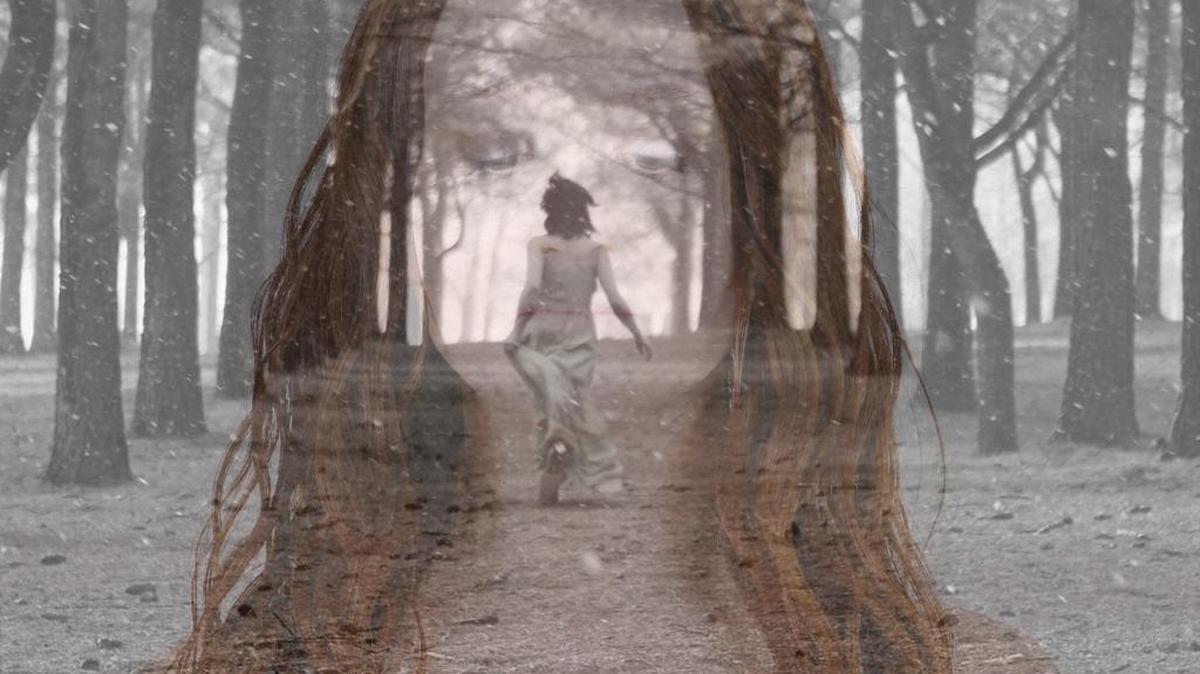 Photographs by Allison May will be featured at the Sunday Sessions concert by Coralee at the Downtown Arts Center.