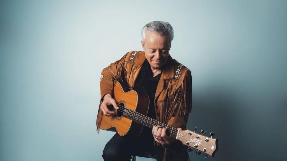 Tommy Emmanuel will play “The WoodSongs Old-Time Radio Hour” Nov. 27.