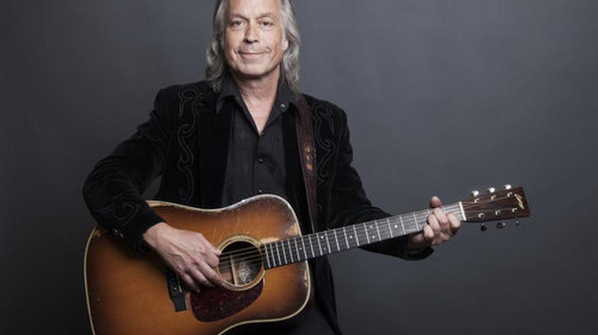 Jim Lauderdale played Saturday at Willie’s Locally Known.