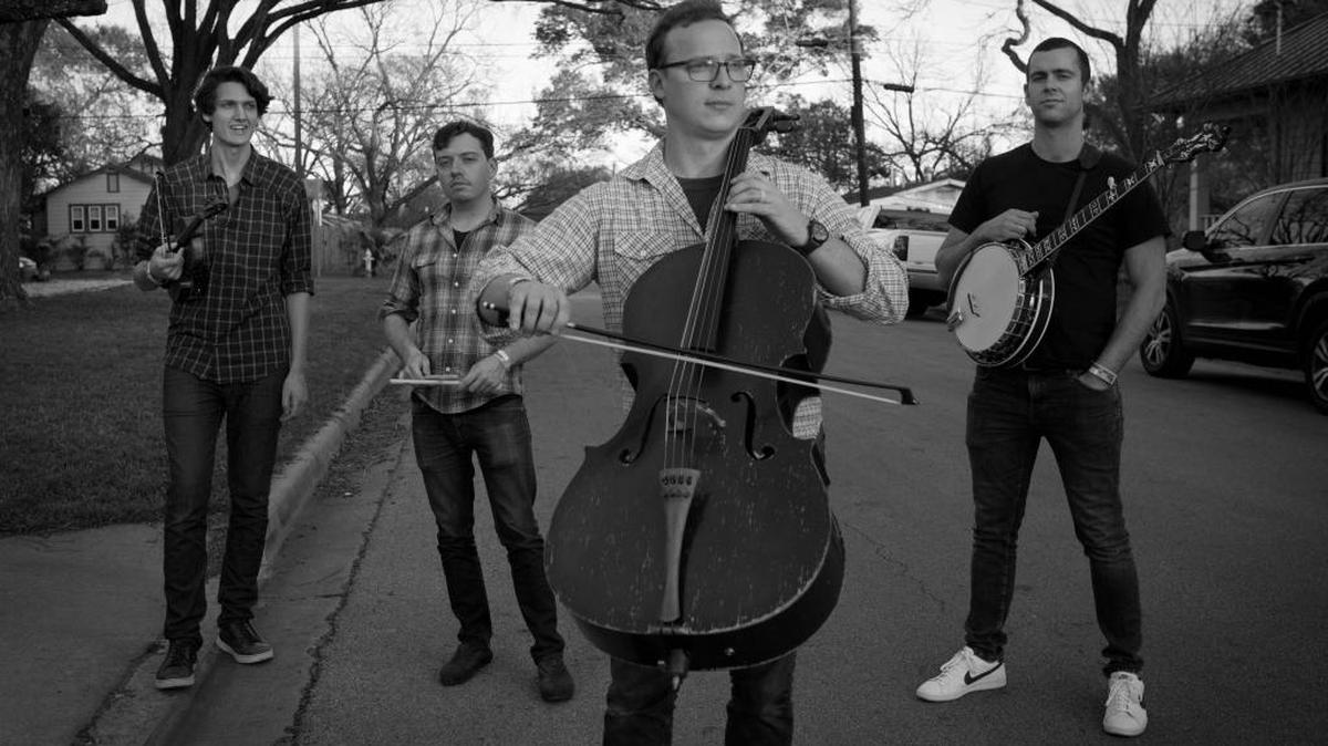 Ben Sollee & Kentucky Native are Julian Pinelli, Jordan Ellis, Ben Sollee, and Bennett Sullivan. Mallory Cunningham