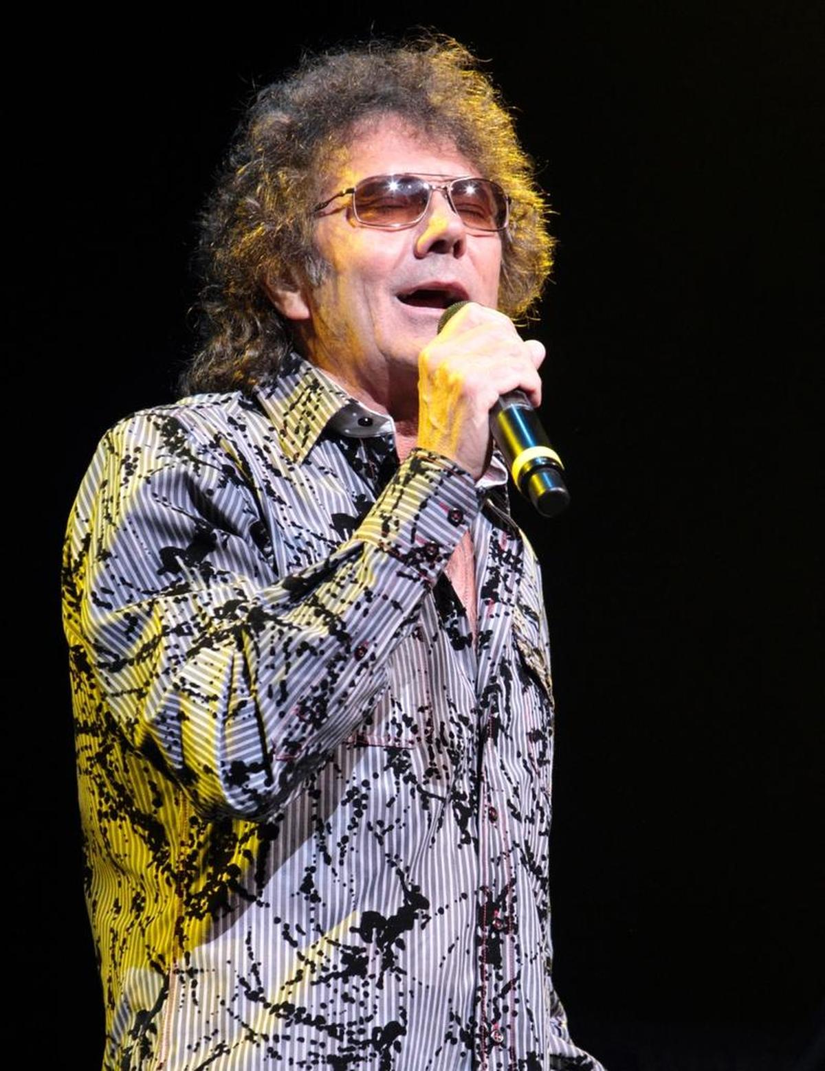 Mickey Thomas and Starship come to Christ the King Oktoberfest Sept. 16.