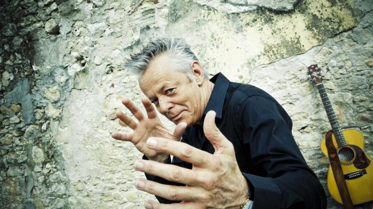 Tommy Emmanuel performs June 3 at the Lexington Opera House.