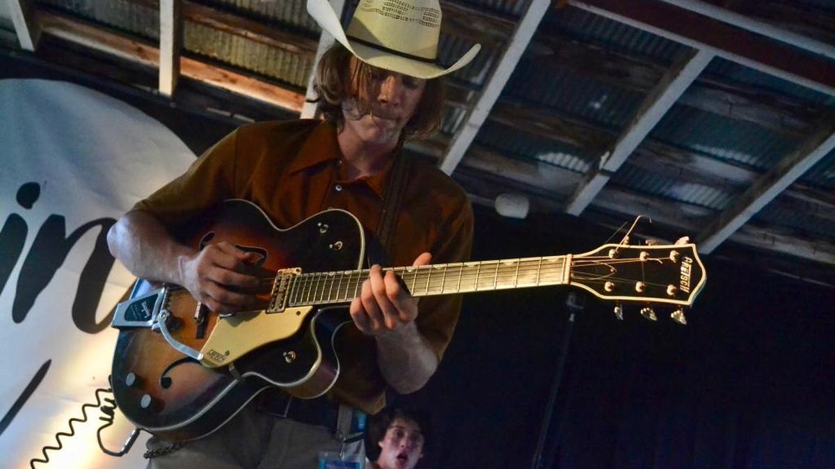 Grant Curless of Johnny Conqueroo performs at the 2017 Moonshiner’s Ball.