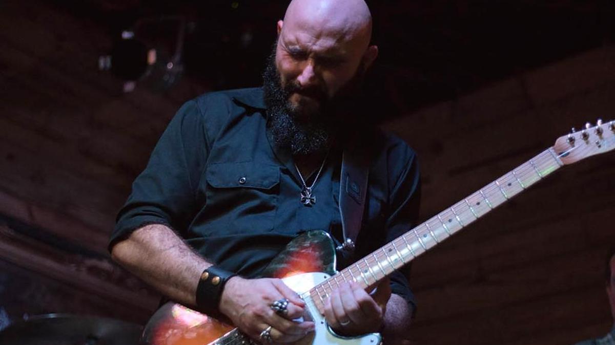 Avery Glenn Crabtree performed Feb. 24 at Austin City Saloon in Lexington. Crabtree and his band return there this weekend.