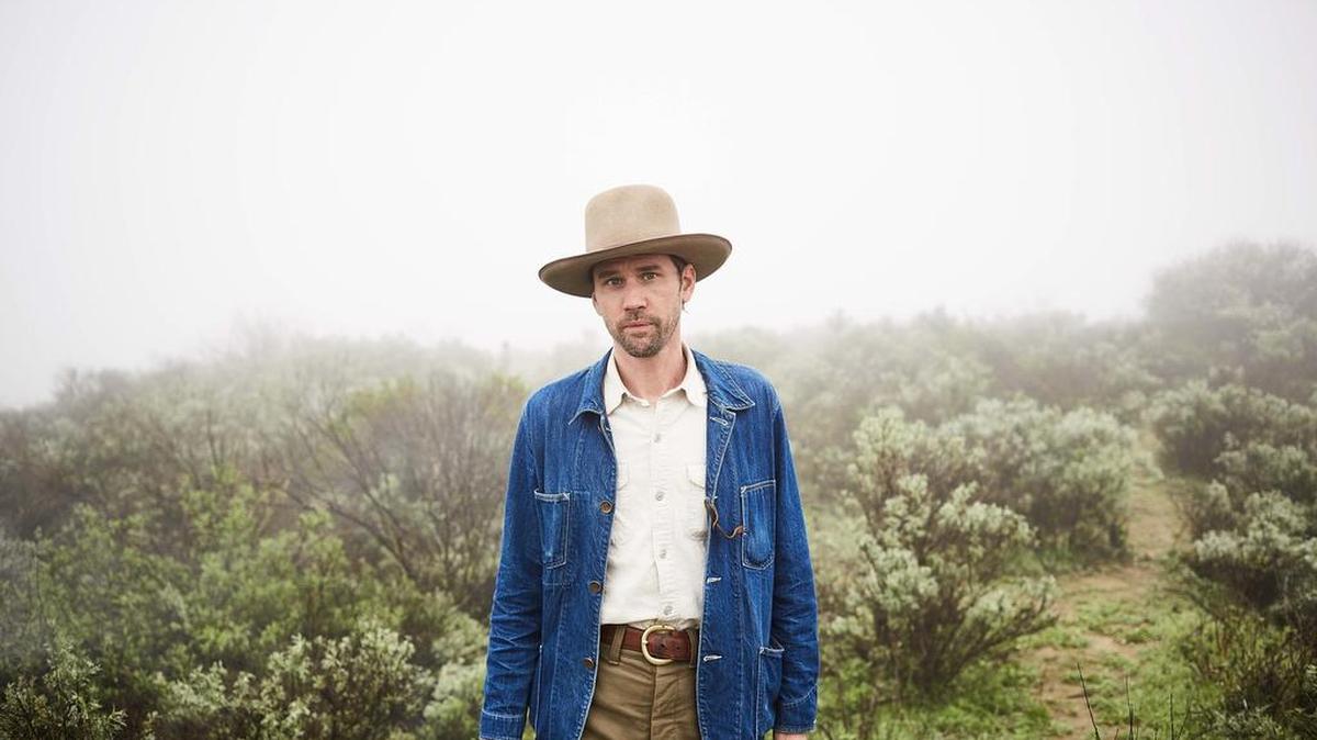 Willie Watson performs at The Burl in Lexington, Kentucky on Oct. 20.
