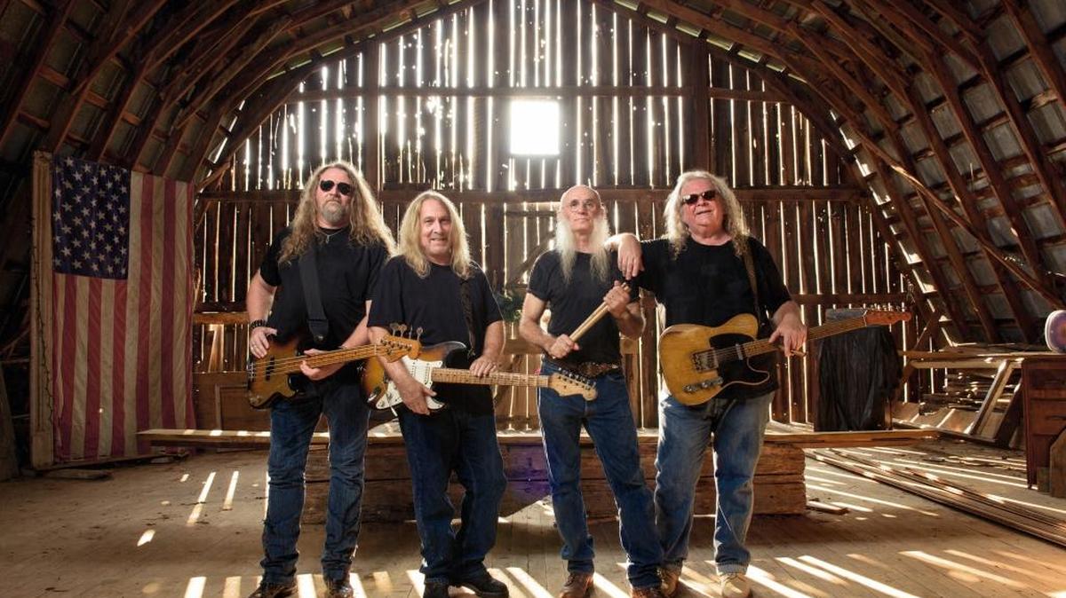 The Kentucky HeadHunters are Doug Phelps, Greg Martin, Fred Young and Richard Young.