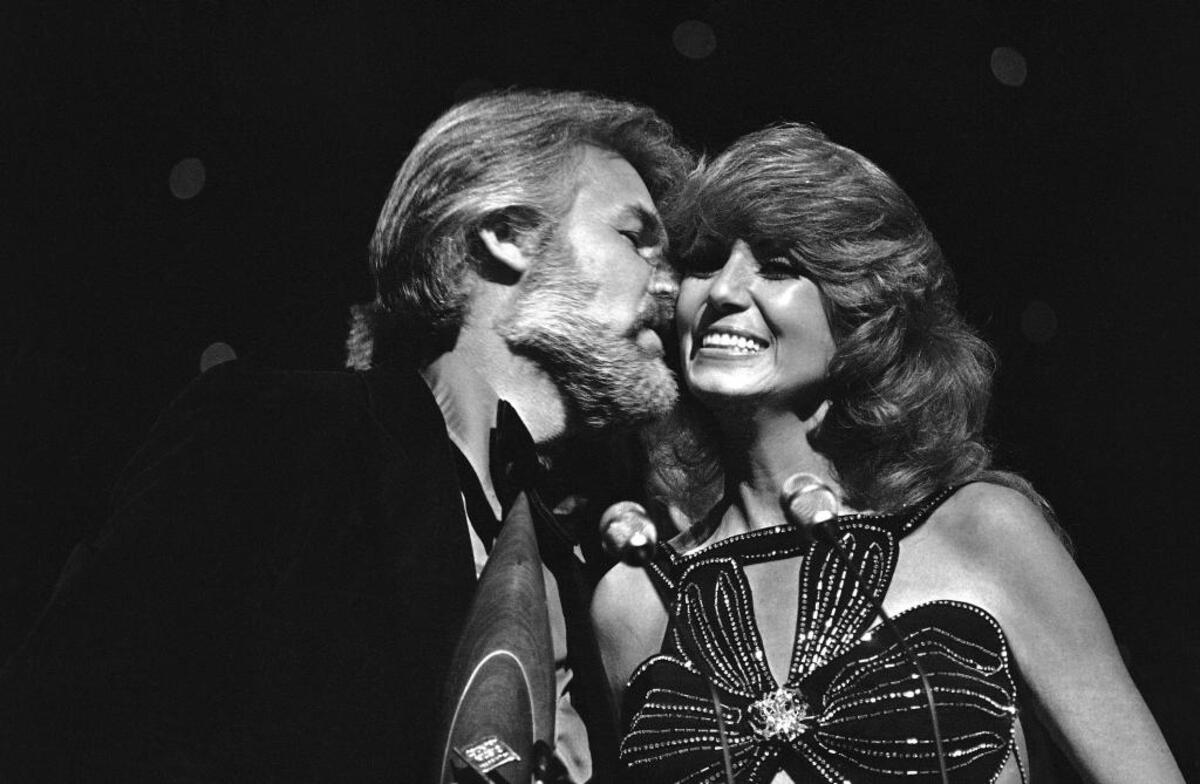 Kenny Rogers and Dottie West appear at the CMA Awards in Nashville, 1978.