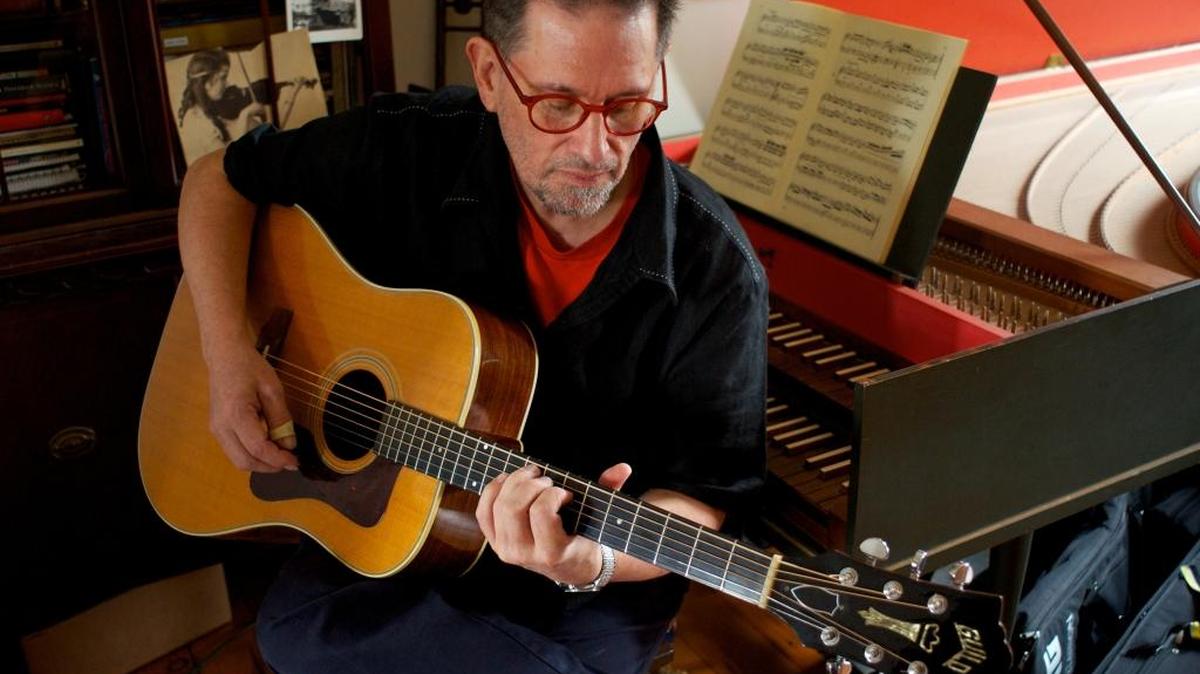 Guitarist Glenn Jones headlines a show April 10 at Source on High.