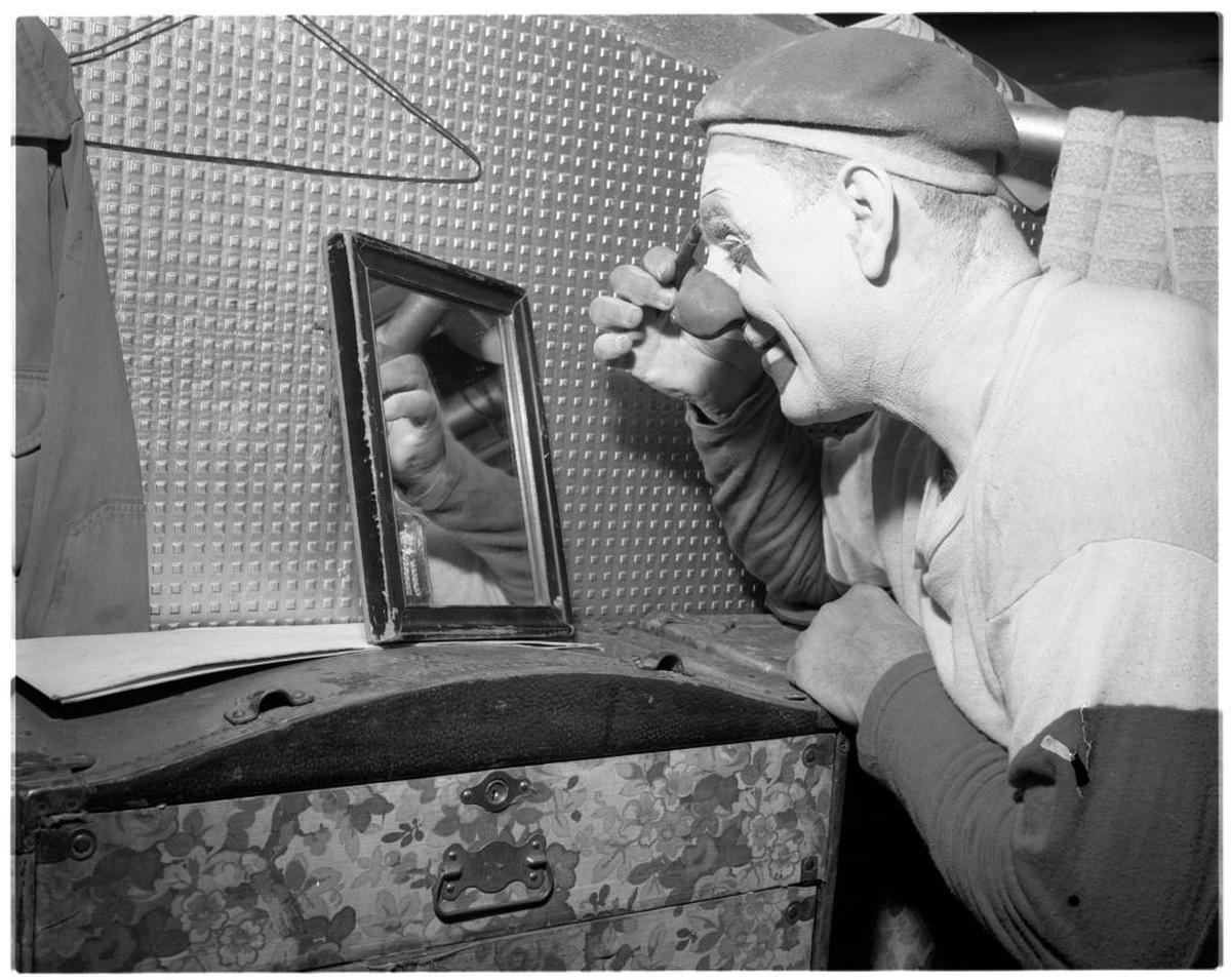 Felix Adler, also known as "The King of Clowns", prepared for a show in Lexington July 27, 1950. World famous clown was also known as "The White House Clown" because of his many appearances for U.S. presidents.