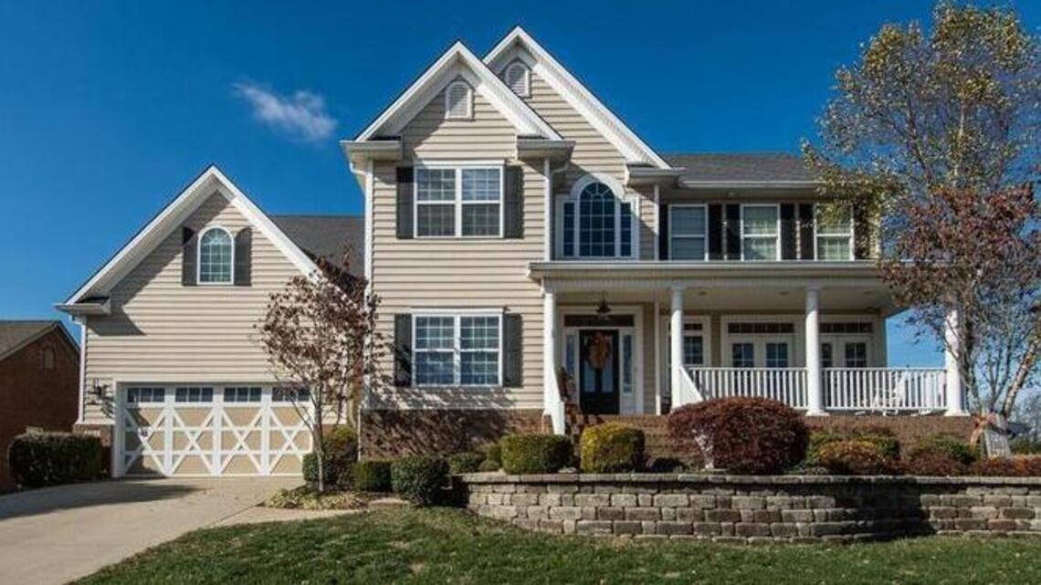 Georgetown’s Thoroughbred AcresModern farmhouse with room to spare.