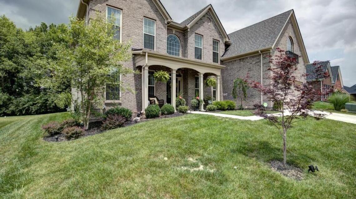 Couple makes Lochmere Place home their own during construction