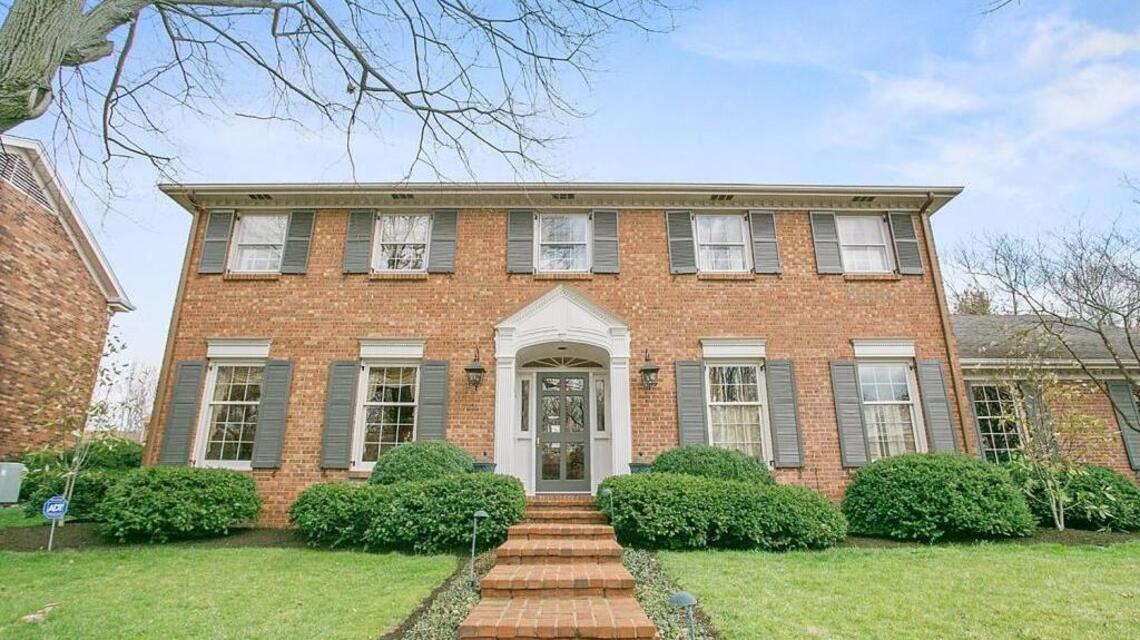 TLC keeps Summershade residence looking young