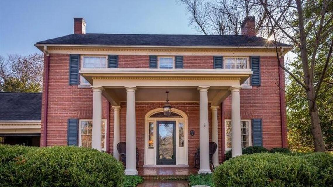 Picturesque views give Woodspoint Road home a tranquil feel
