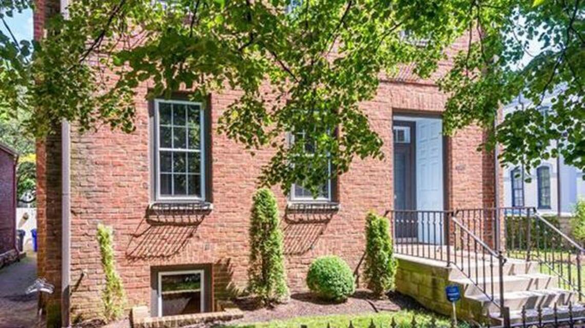 Home in Mill Street Historic District offers comfortable contemporary living within walking distance of downtown Lexington