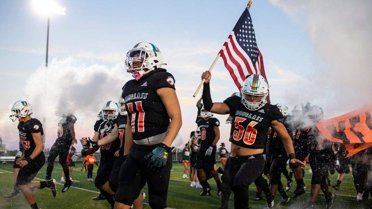 Your guide to the 2022 Lexington high school football season