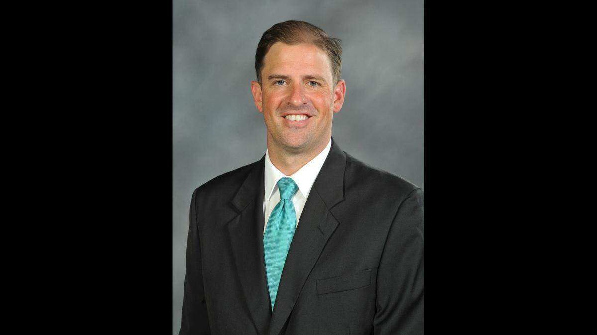 Mike Hartline was an offensive analyst for Coastal Carolina last season after previous stops at Charlotte (wide receivers coach), Auburn (offensive analyst), Division II Ohio Dominican (offensive coordinator) and Cincinnati (quality control).