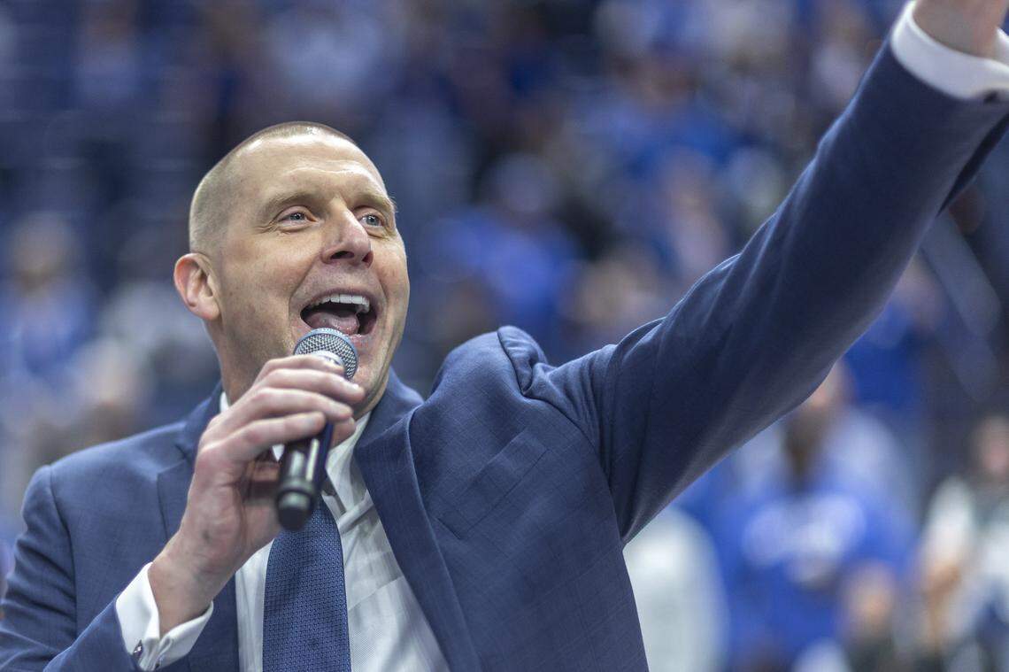 Kentucky men’s basketball coach Mark Pope, who in 2025 led the Wildcats to the NCAA Tournament round of 16 for the first time since 2019, finished 11th in 2025 Kentucky Sports Figure of the Year Award.