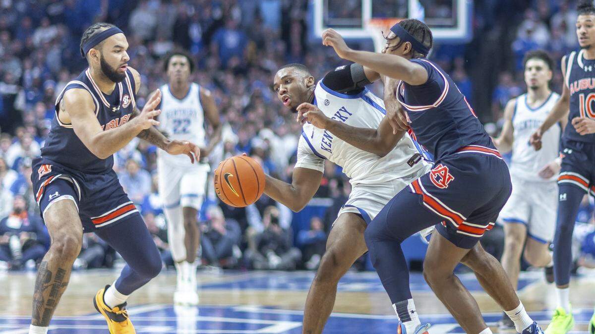 Box score from No. 17 Kentucky basketball’s 94-78 SEC loss to No. 1 Auburn