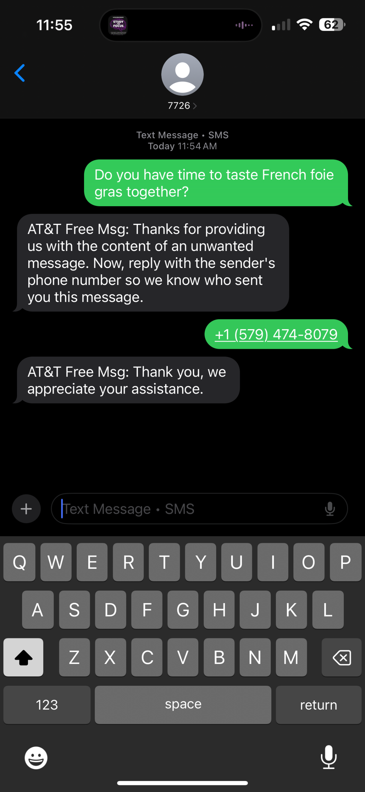 An example of reporting a spam text on an iPhone by forwarding it to 7726.