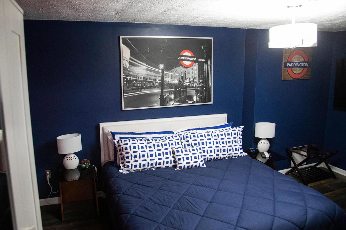 The London themed room at the Chocolat Inn & Café.