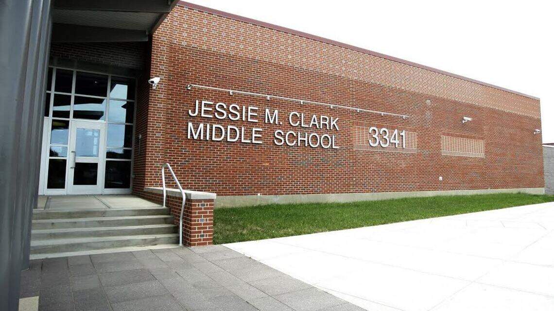 Watchdog group accuses a Fayette middle school of letting church ‘proselytize’ students
