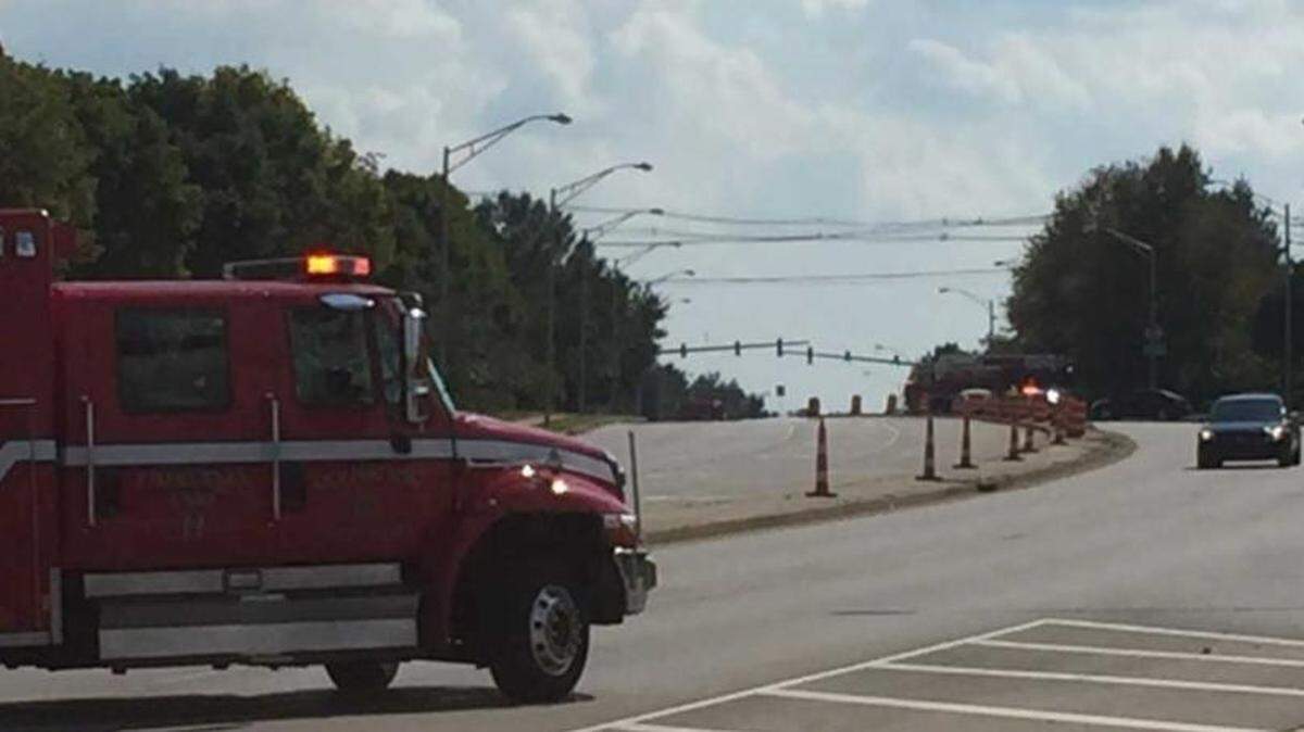 Man o’ War, between Pink Pigeon and Todds Road, was shut down Thursday afternoon because of a gas leak.