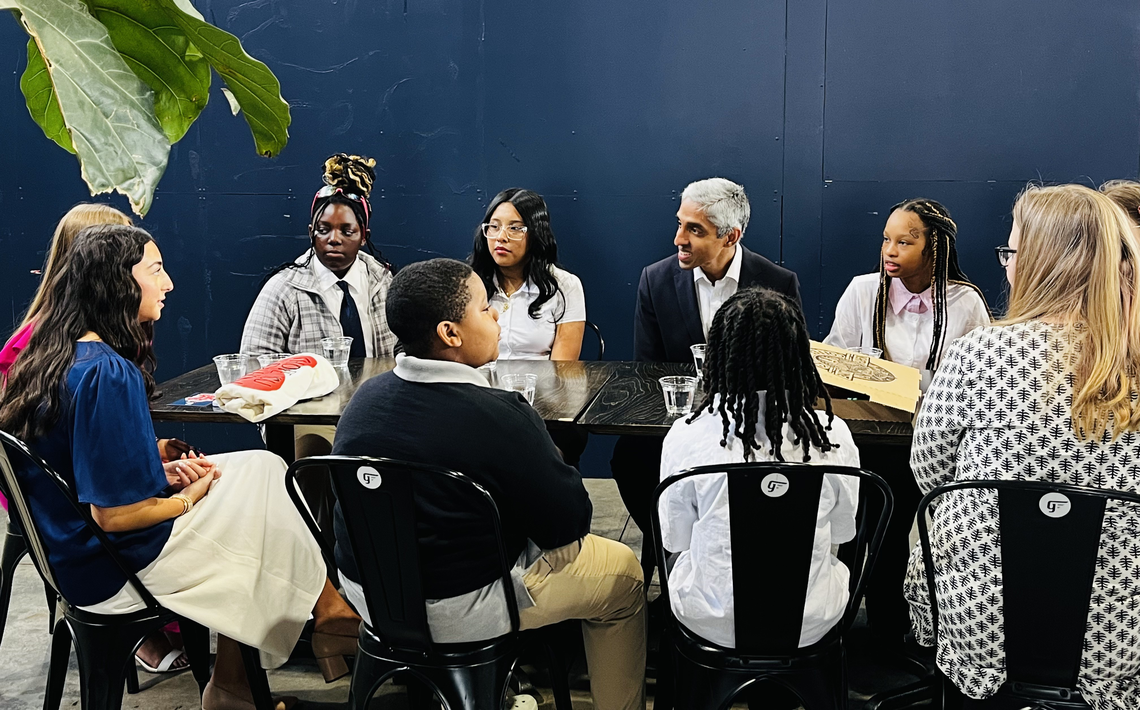 Former U.S. Surgeon General Vivek Murthy meets with Fayette County Public Schools students.