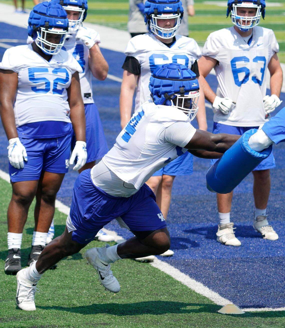 Kentucky defensive tackle Abule Abadi-Fitzgerald had a significant impact in UK’s 45-42 loss to Tennessee last week with two sacks and a forced fumble.