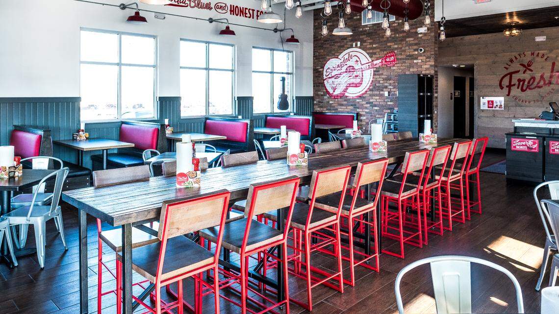 Slim Chickens, a leader in fast-casual “better chicken” with fresh fried tenders and wings and more, is opening its first Lexington restaurant on June 19.