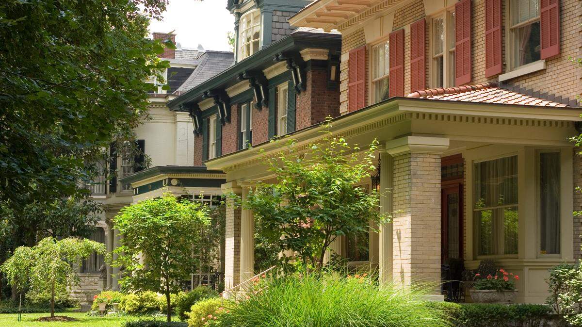 A row of homes in Louisville, Kentucky.