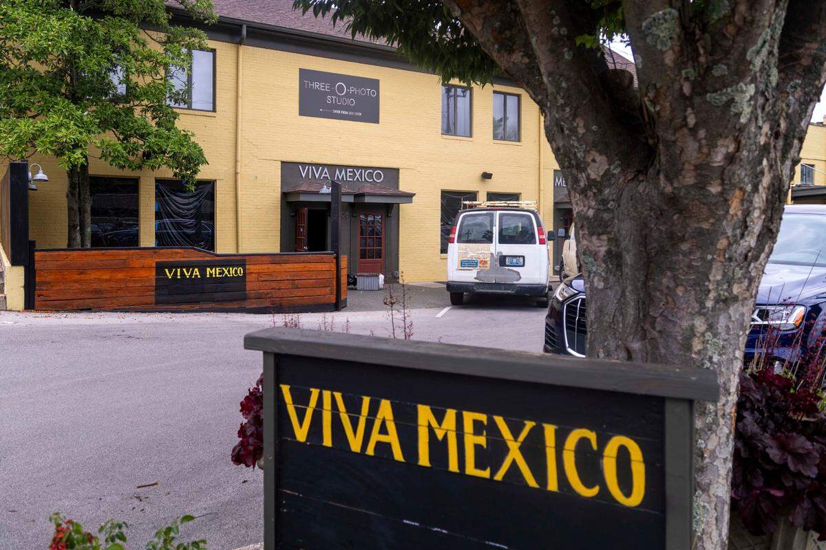 A new location of Viva Mexico is coming to 400 Vine St.
