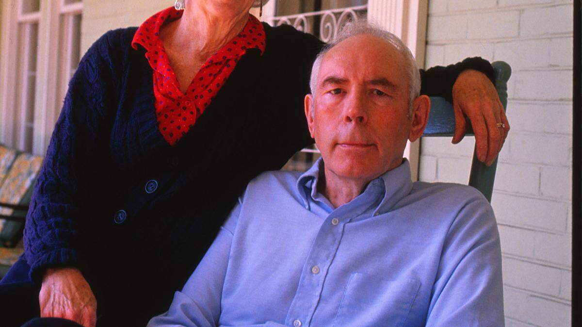Harry  Caudill and his wife, Anne, at home in Whitesburg in April 1990. He died almost eight months later; she now lives in southern Indiana near her children.  