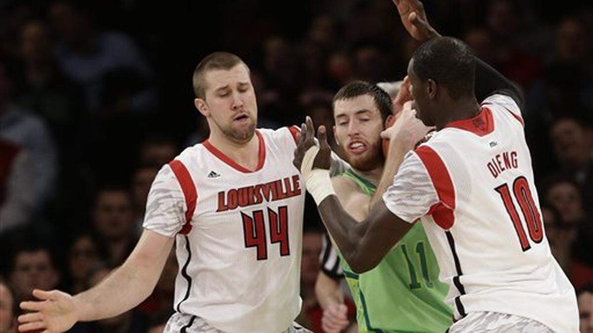 BEast Notre Dame Louisville Basketball