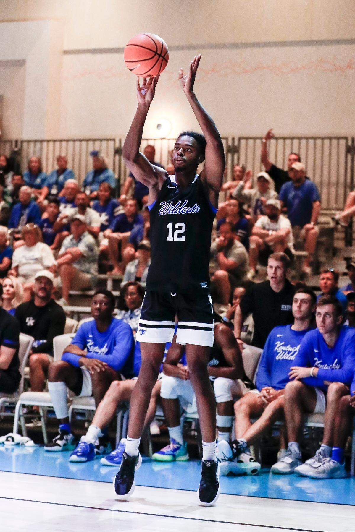 Antonio Reeves made four consecutive three-pointers in the second half of Kentucky’s victory over the Bahamas National Team in August. During UK’s four-game international exhibition tour in August, Reeves averaged 17 points per game and shot a blistering 51.9% on three-pointers.