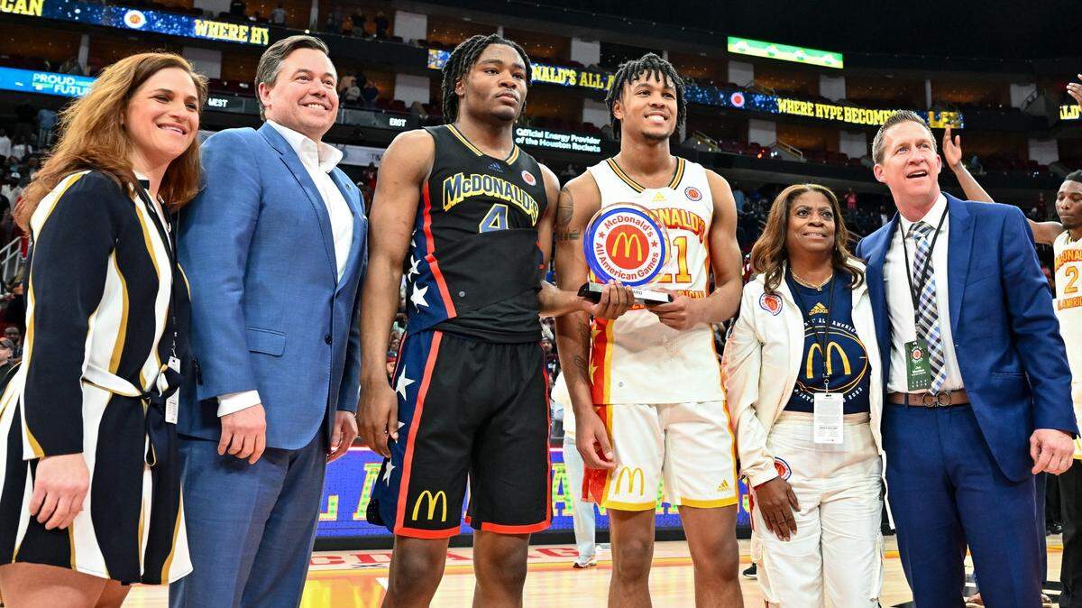Kentucky signee DJ Wagner (white uniform) and Southern Cal recruit Isaiah Collier (black uniform) were named co-Most Valuable Players at Tuesday night’s McDonald’s All-American Game in Houston.