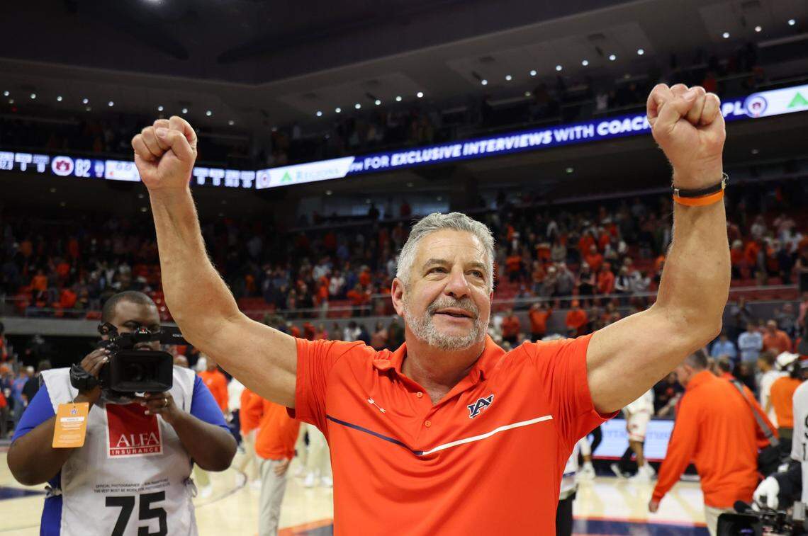 Bruce Pearl will bring the No. 1 Auburn Tigers to Rupp Arena on Saturday to face the No. 17 Kentucky Wildcats.