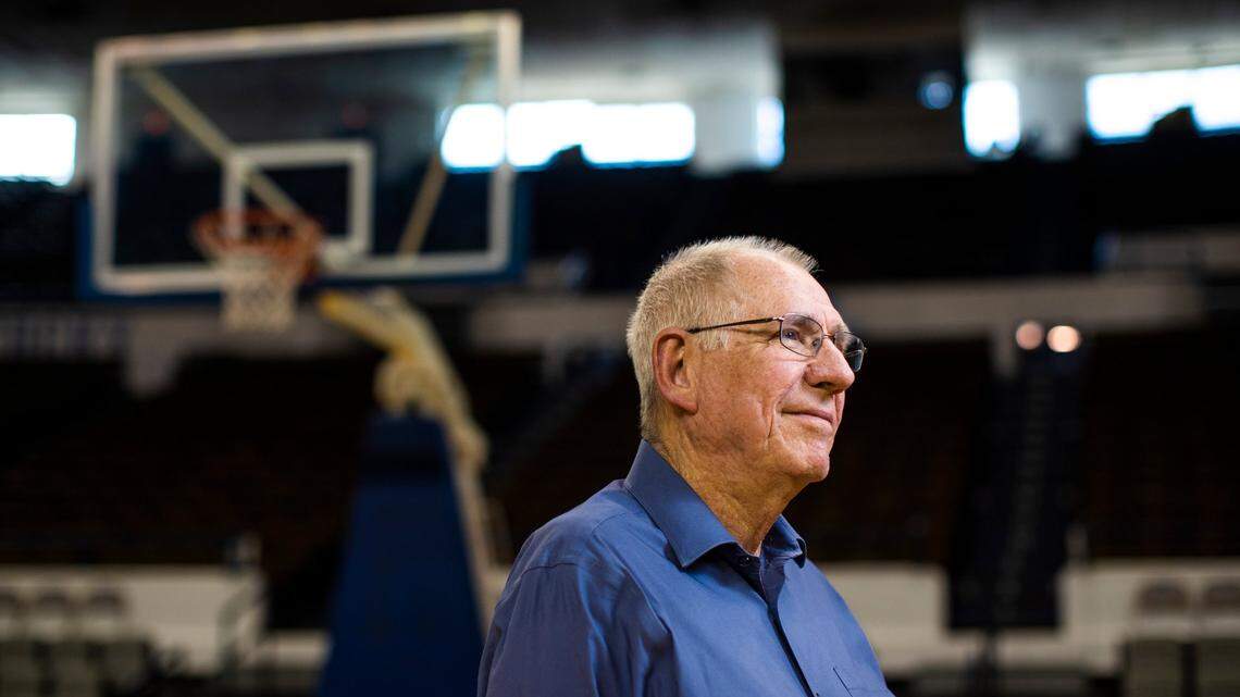 Jerry Tipton has covered University of Kentucky basketball for the Herald-Leader since 1981-82. The Hall of Fame writer just completed his final week on the beat and takes years of fond memories into retirement.
