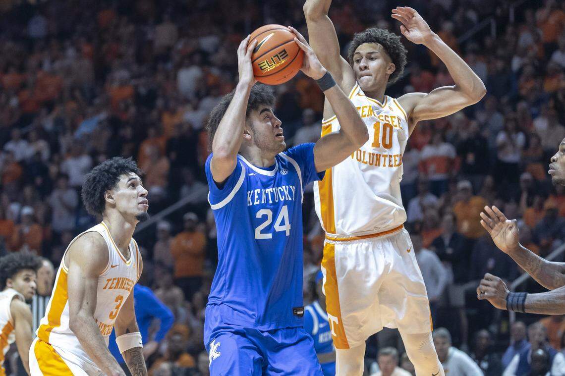 Kentucky freshman center Malachi Moreno (24) had three points, six rebounds, two assists and four blocked shots in UK’s 80-78 win at Tennessee earlier this season.