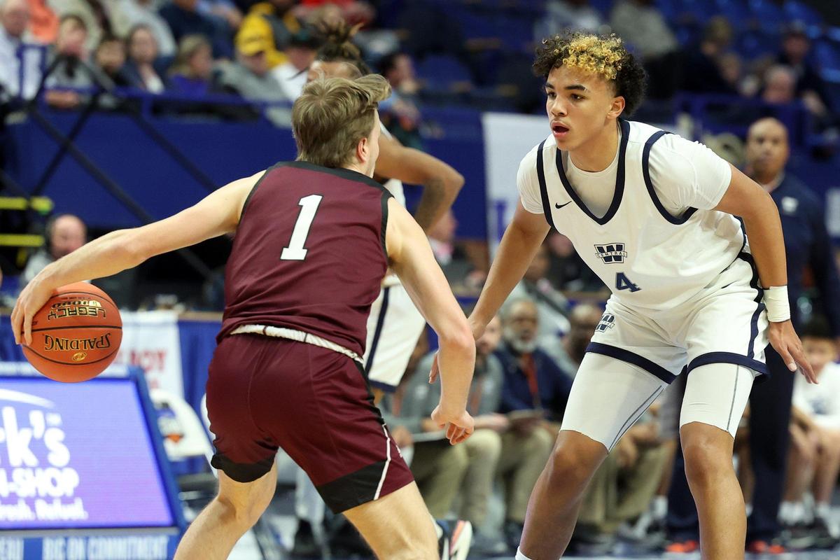 Kade Unseld (4) led Warren Central with 26 points Wednesday night and also had eight rebounds, four assists and two blocks.