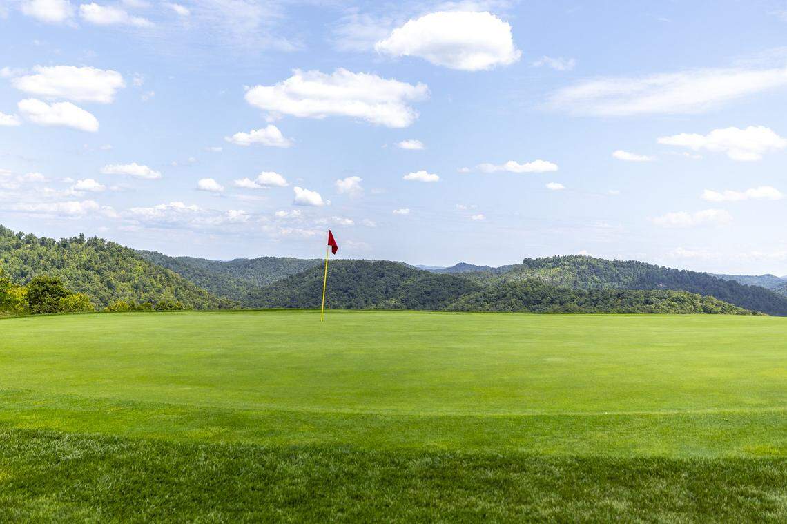 Of StoneCrest Golf Course, Prestonsburg mayor Rick Hughes says “We’ve got a treasure in the mountains, there’s no doubt about it.”