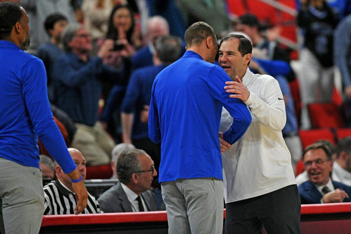 Baylor coach Scott Drew, right, shook hands with Duke head man Jon Scheyer after the Blue Devils eliminated the Bears, 89-66, in the 2025 NCAA Tournament round of 32. Since winning the 2021 NCAA title, Baylor has been bounced in the second round of the past four NCAA Tournaments.