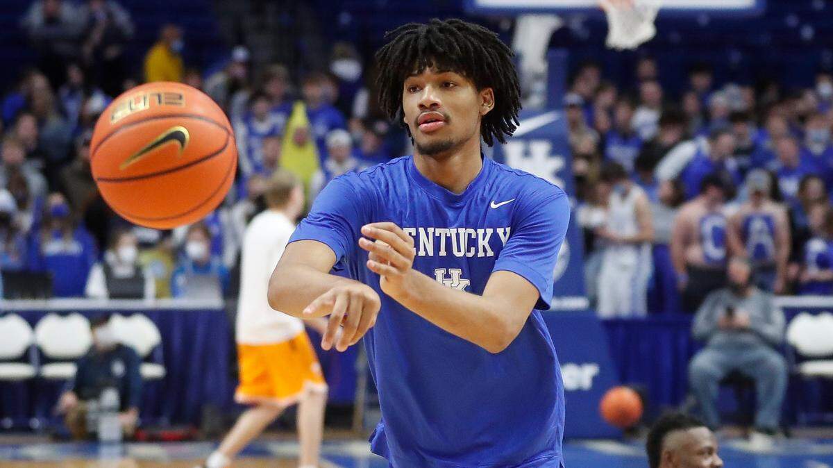 Kentucky freshman Shaedon Sharpe is projected as a top-10 pick in the June 23 NBA Draft.