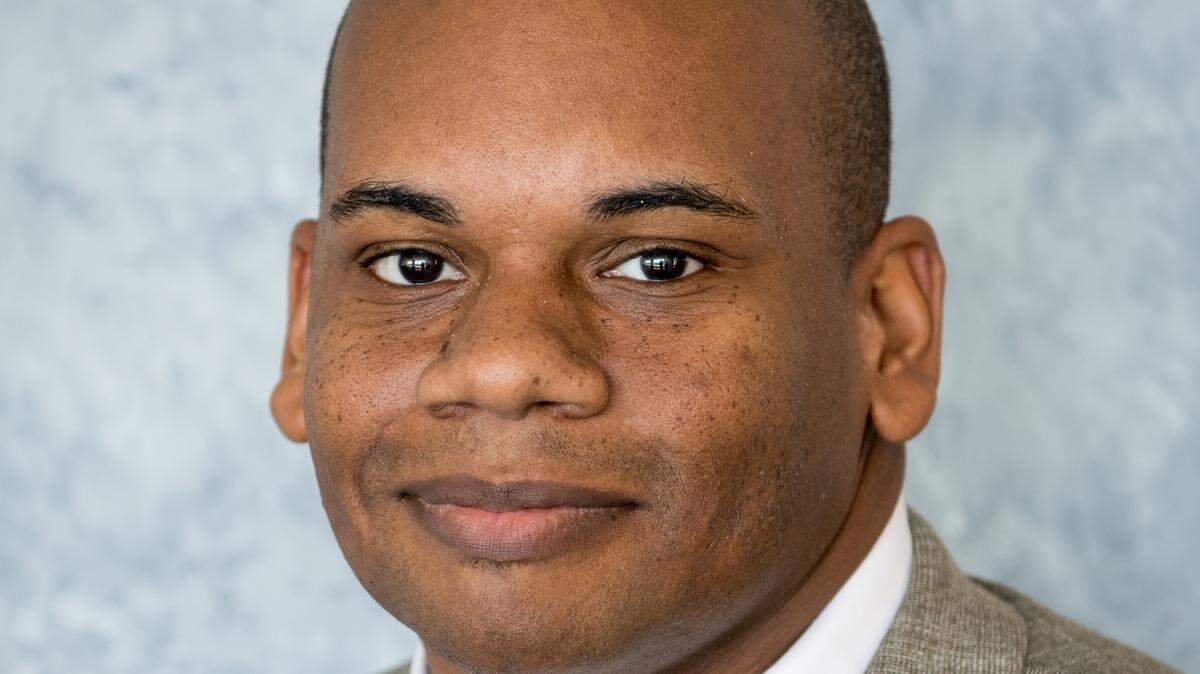 Commissioner Wayne Lewis